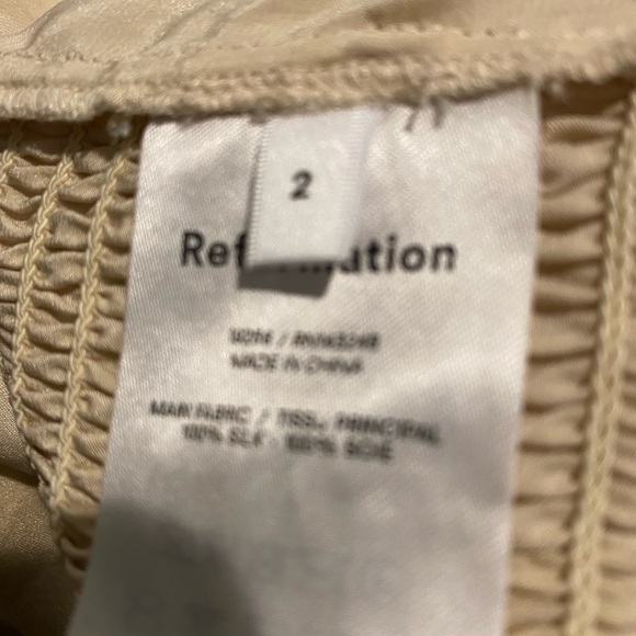 Reformation Roe top size 2 - Picture 4 of 5